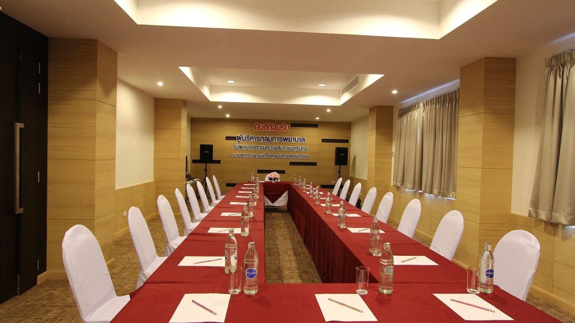 S Tara Grand Hotel Surat Thani Bagian luar foto